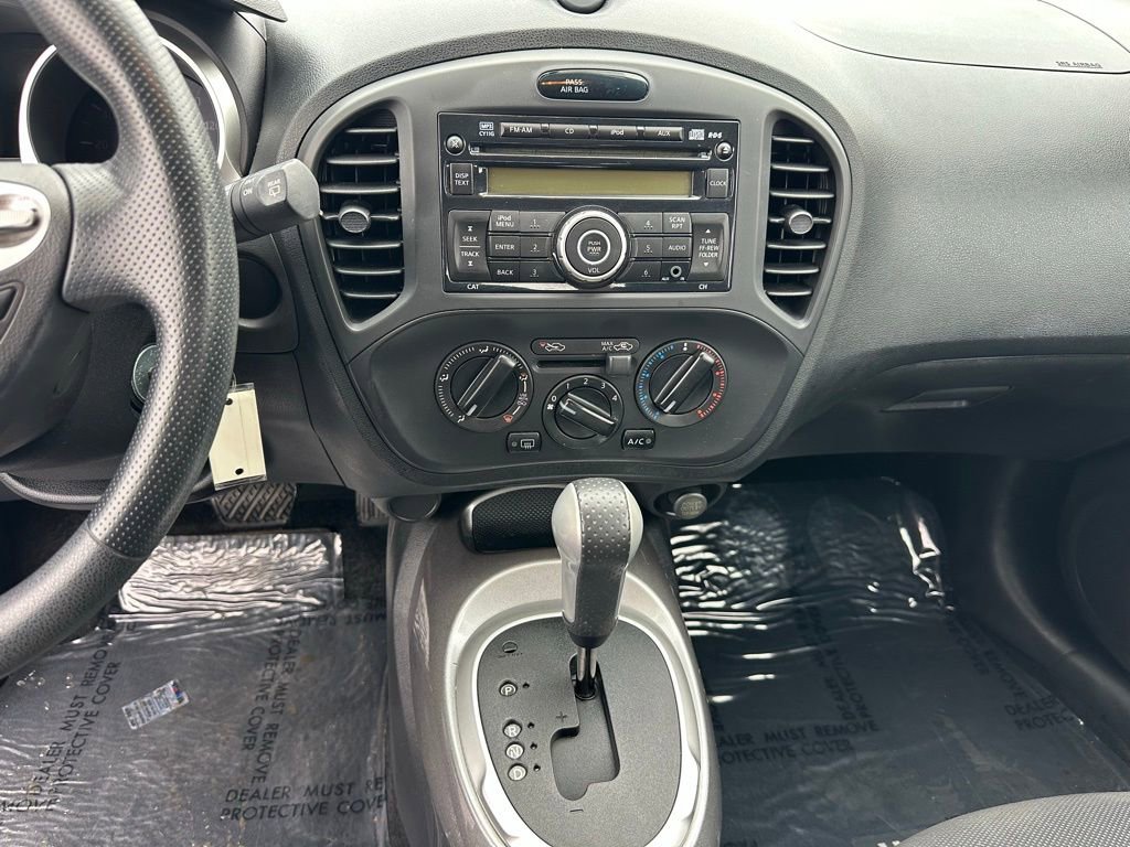 Used 2014 Nissan Juke S image 17