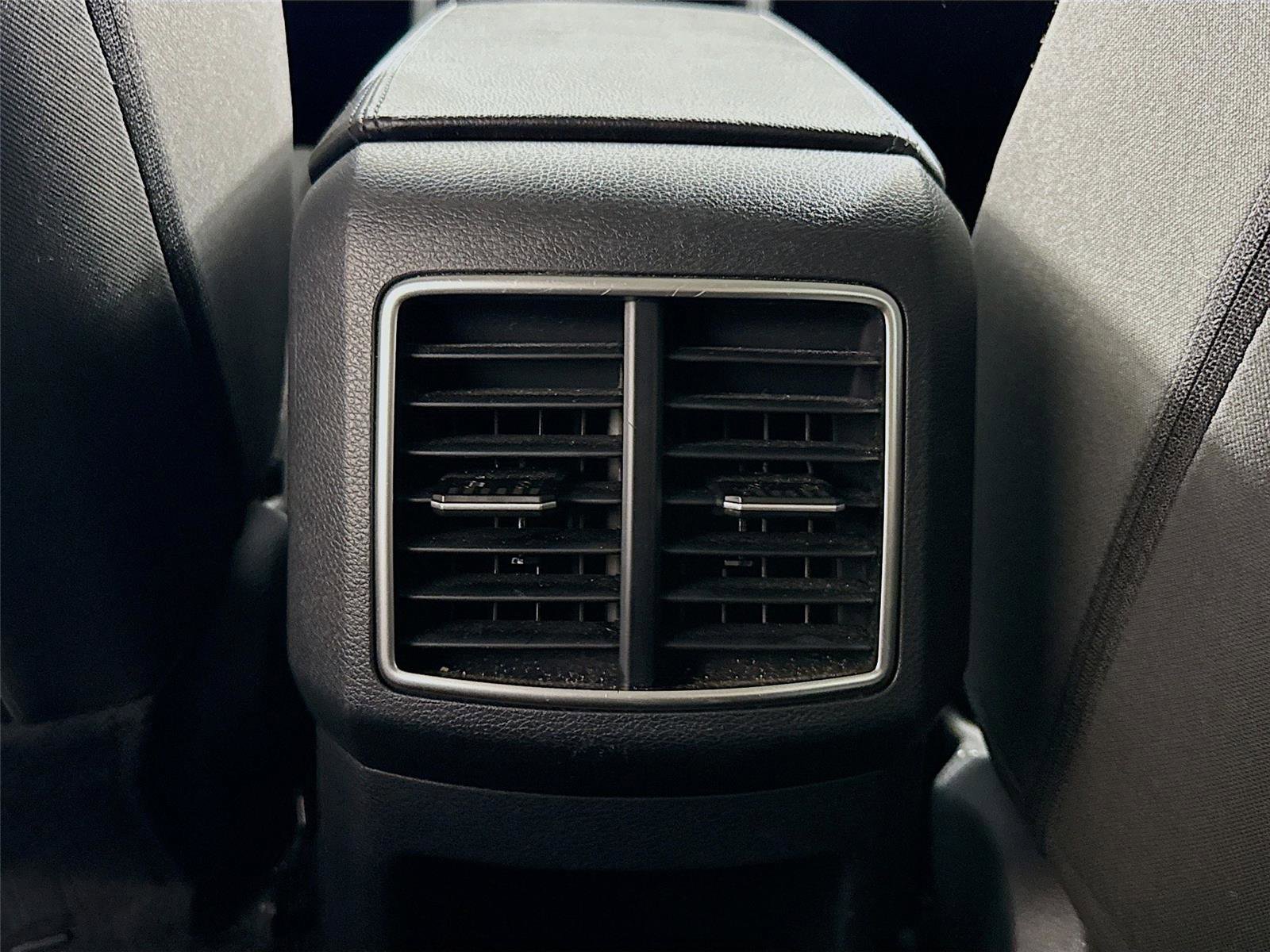 Used 2024 Kia Sportage LX image 17