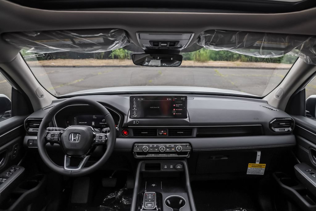 New 2026 Honda Pilot Touring image 11
