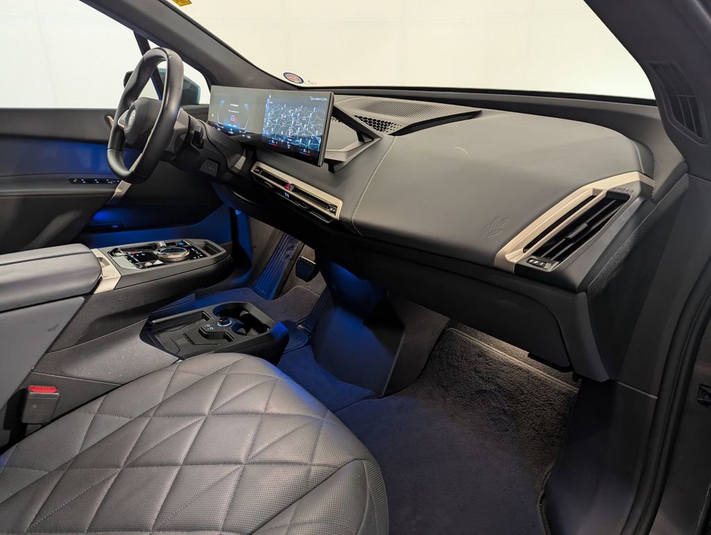 Used 2023 BMW iX xDrive50 w/ Convenience Package image 36