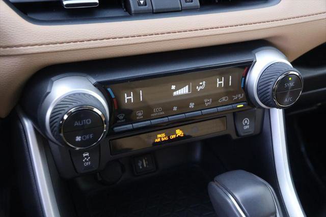 Certified 2025 Toyota RAV4 XLE Premium image 19