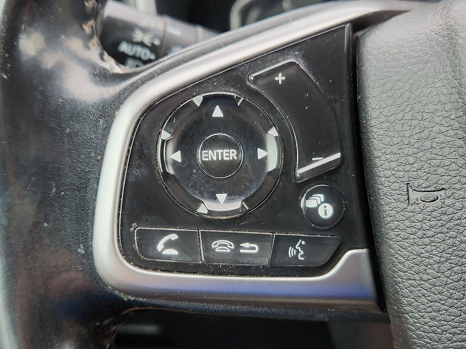 Used 2019 Honda CR-V Touring image 16