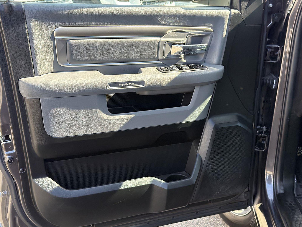 Used 2018 RAM 1500 Big Horn RWD image 20