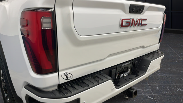 Used 2024 GMC Sierra 2500 Denali w/ Denali Reserve Package AWD/4WD image 42