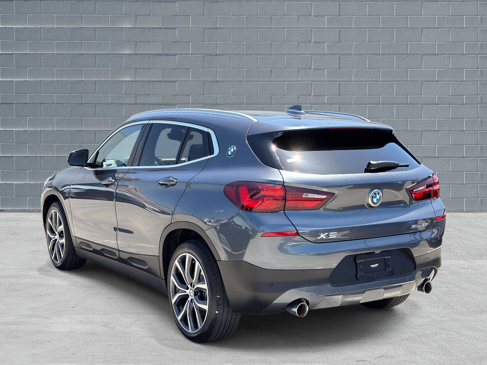 Used 2022 BMW X2 sDrive28i w/ Convenience Package FWD image 5
