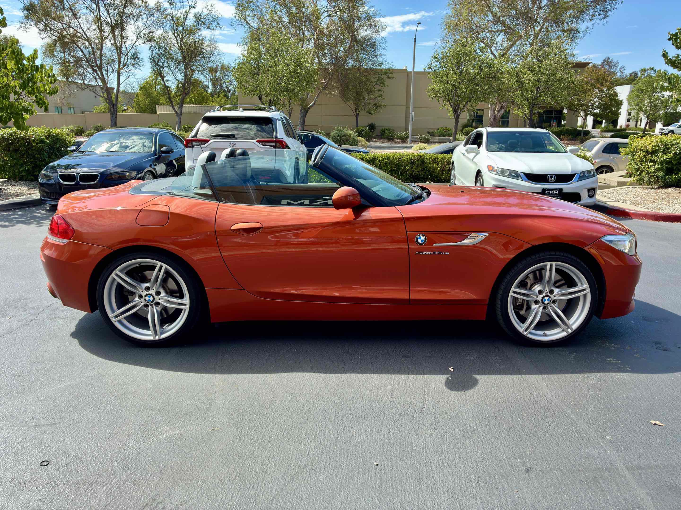 Used 2014 BMW Z4 sDrive35is RWD image 7
