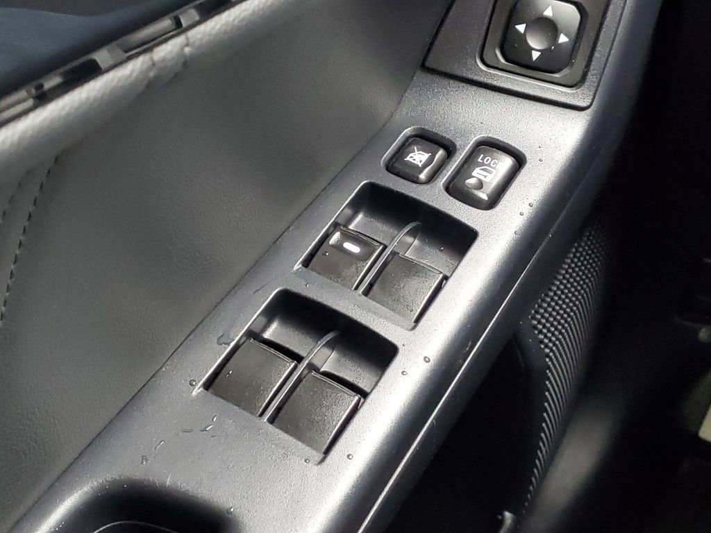 Used 2015 Mitsubishi Lancer Evolution GSR image 15