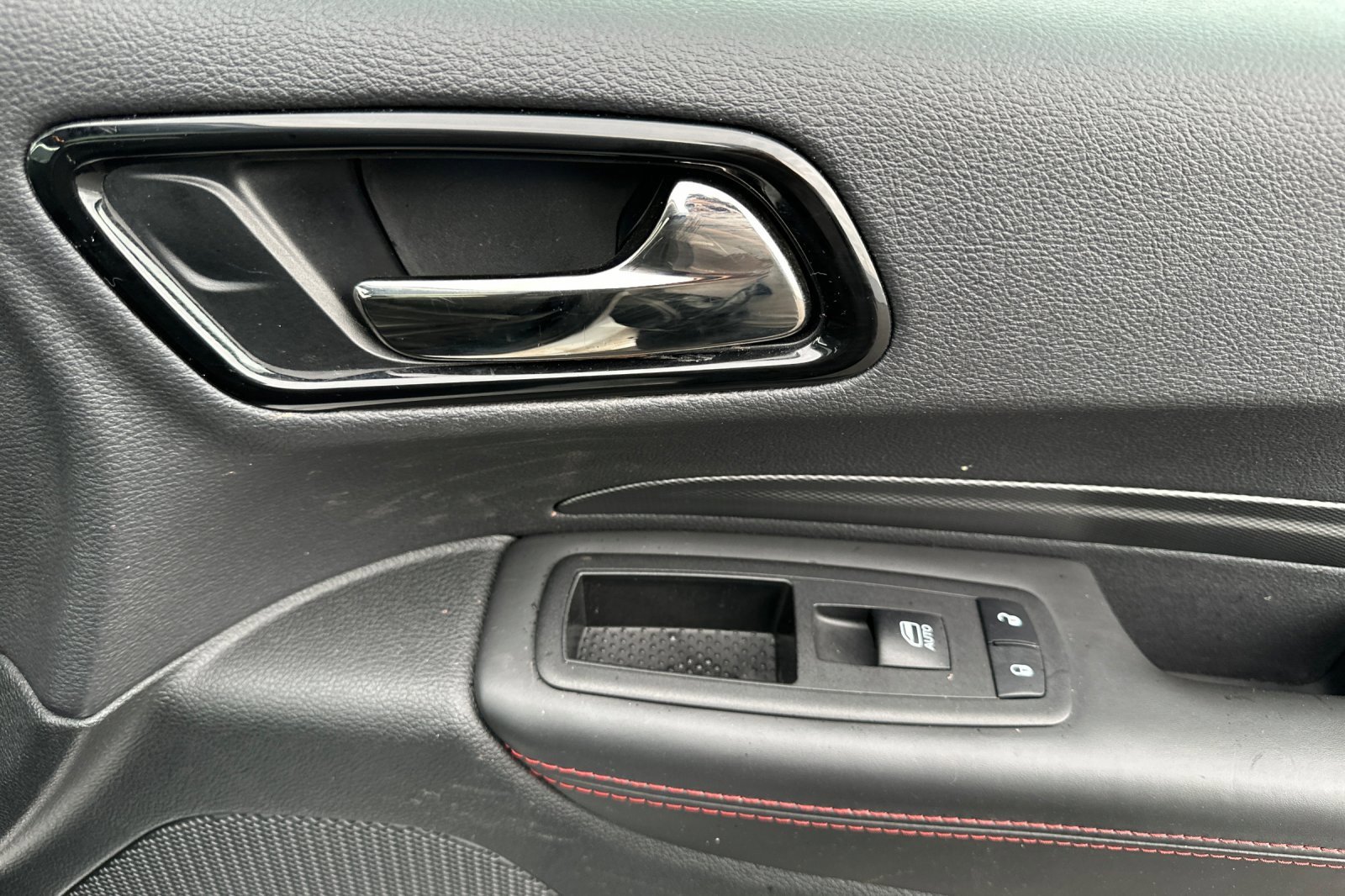 Used 2023 Dodge Durango GT image 21