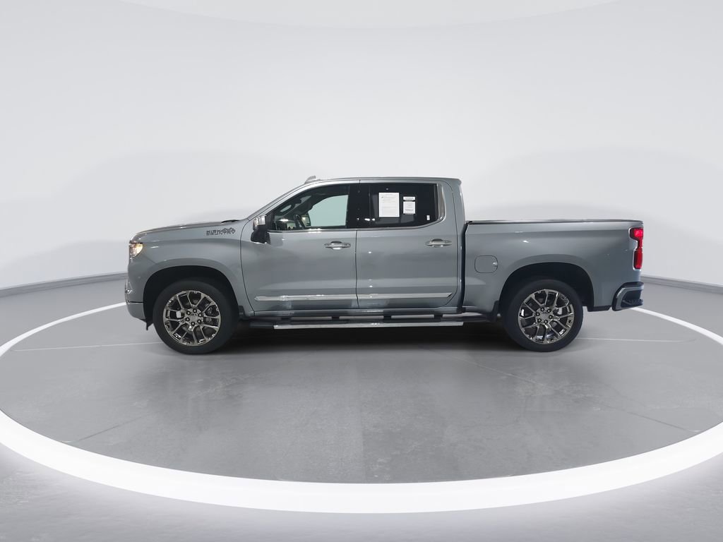 Used 2025 Chevrolet Silverado 1500 High Country w/ Technology Package image 5