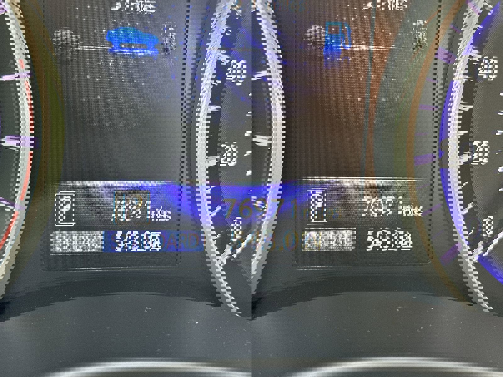 Used 2017 INFINITI Q60 w/ Premium Plus Package 2.0T image 24