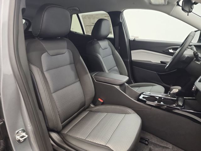New 2026 Chevrolet Trax LT w/ Driver Confidence Package FWD image 25