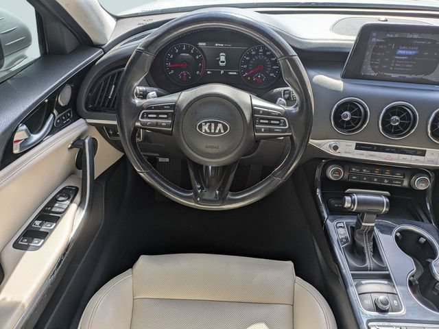 Used 2019 Kia Stinger Premium RWD image 16