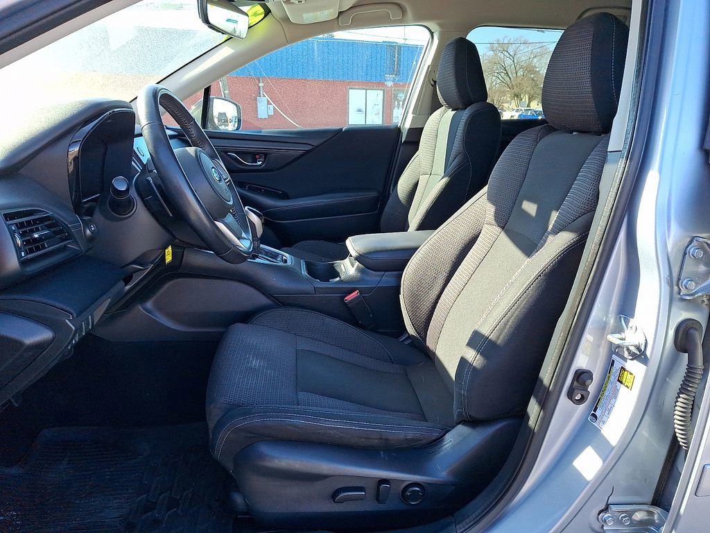 Used 2023 Subaru Outback Premium image 15