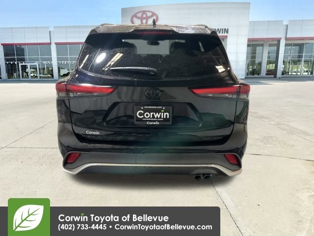 Used 2021 Toyota Highlander XSE image 4