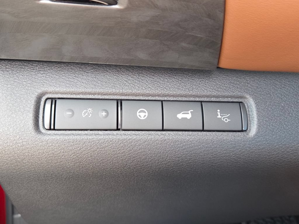 New 2026 Nissan Pathfinder Platinum FWD image 28