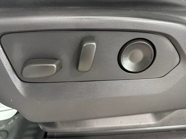 Used 2024 Chevrolet Silverado 1500 High Country w/ Technology Package image 24