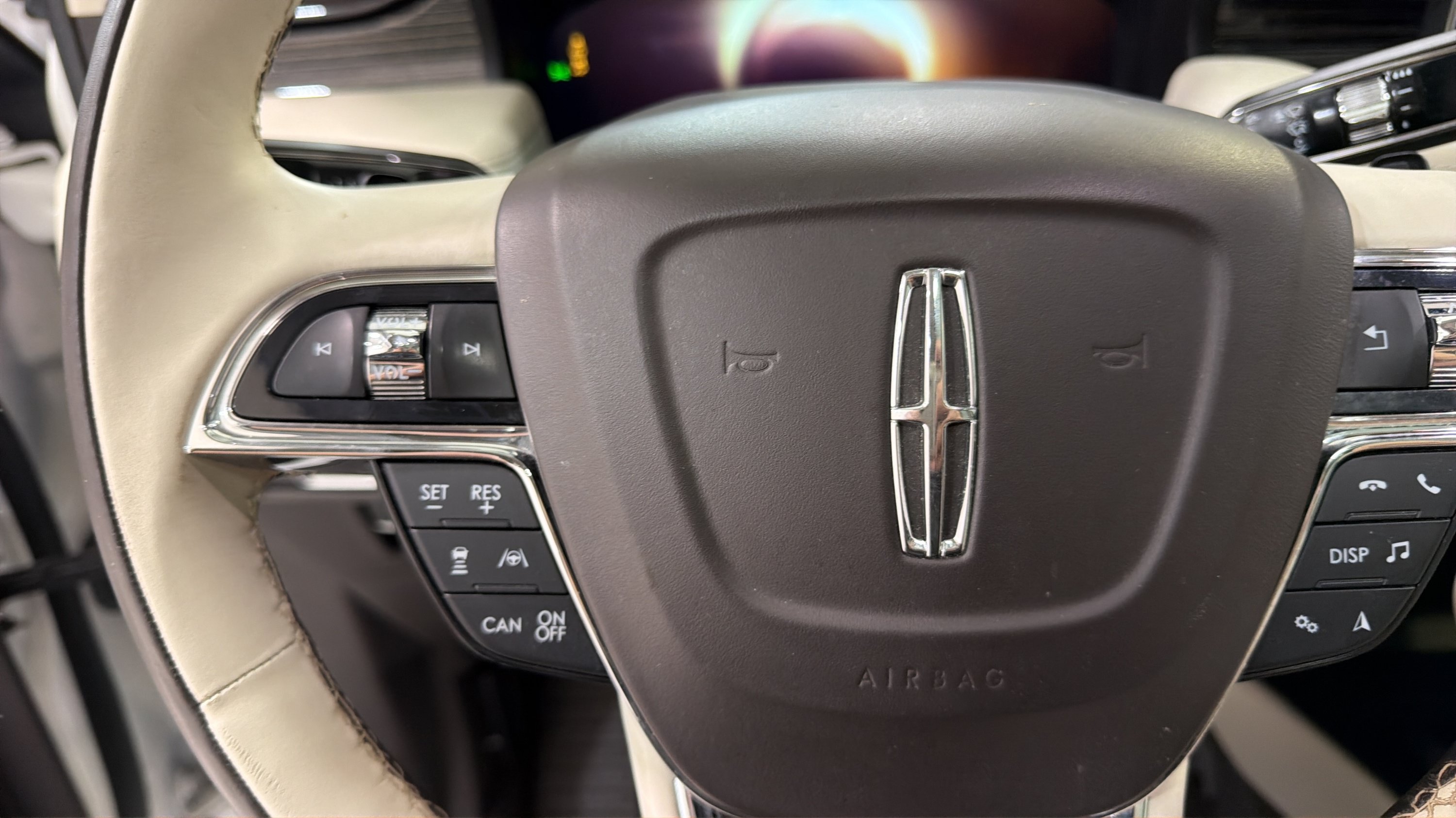 Used 2022 Lincoln Nautilus Black Label w/ Cargo Utility Package AWD/4WD image 13