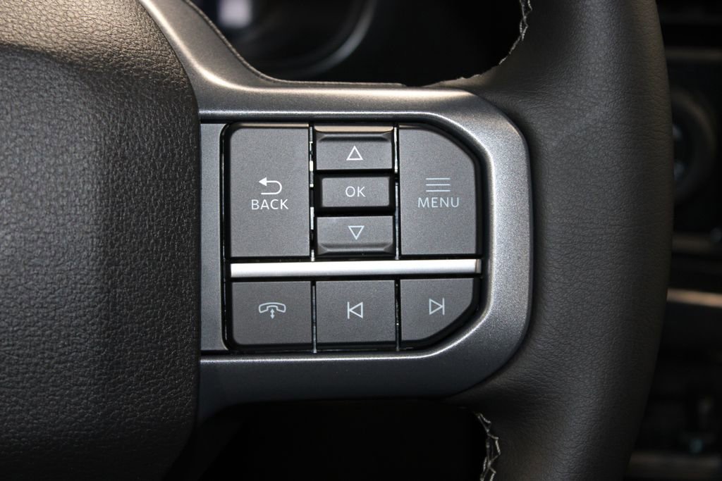 New 2026 Ford F250 Lariat w/ Black Appearance Package image 39