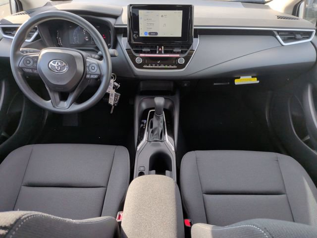 Used 2026 Toyota Corolla LE image 31