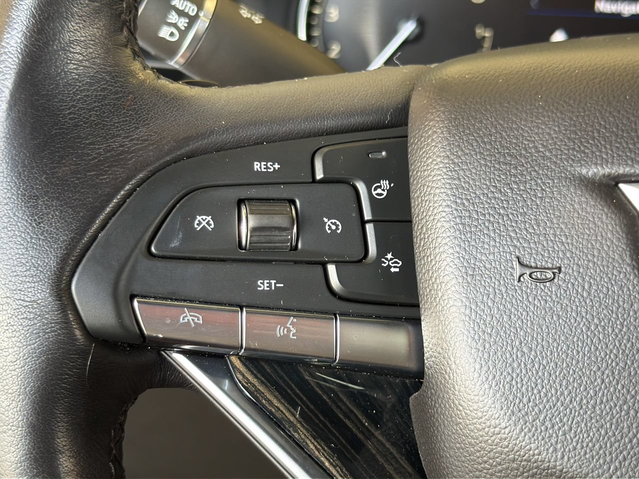 Certified 2023 Cadillac XT6 Premium Luxury FWD image 25