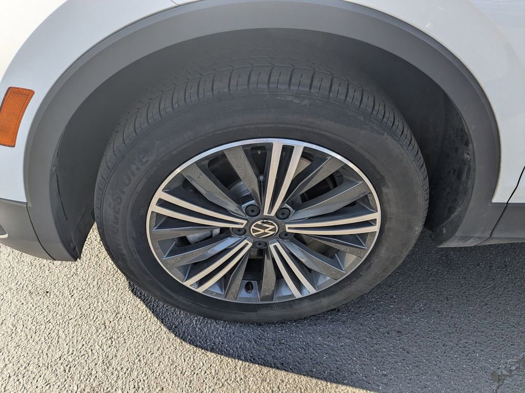 Used 2024 Volkswagen Tiguan Wolfsburg Edition image 36