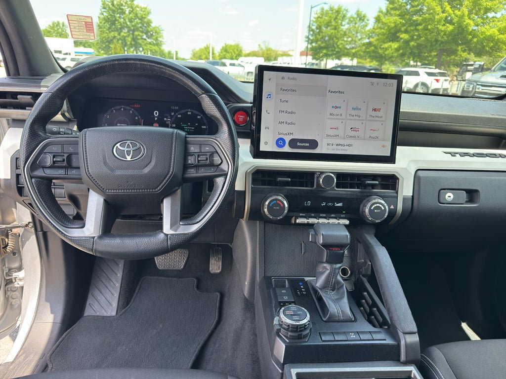 Used 2024 Toyota Tacoma TRD Off-Road AWD/4WD image 23