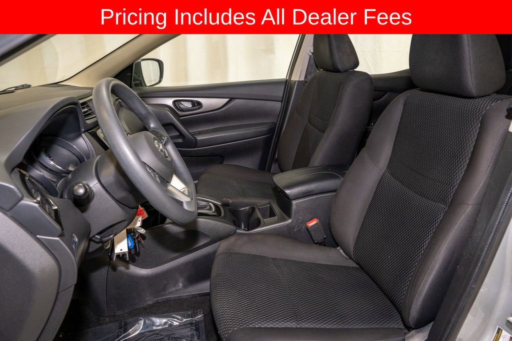Used 2020 Nissan Rogue Sport S FWD image 9