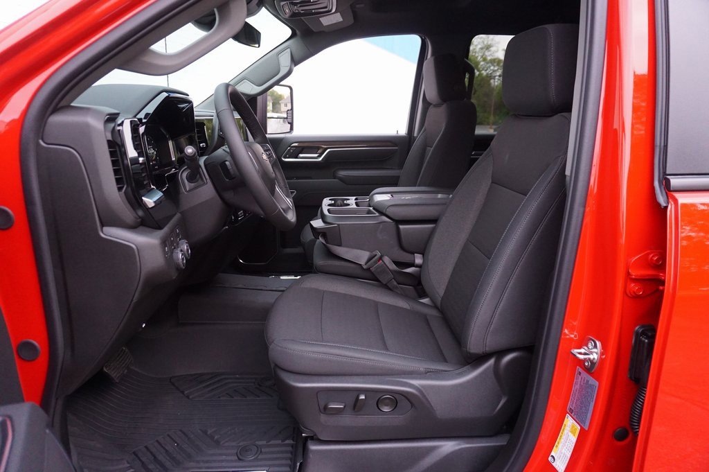 New 2026 Chevrolet Silverado 2500 LT w/ Convenience Package image 10