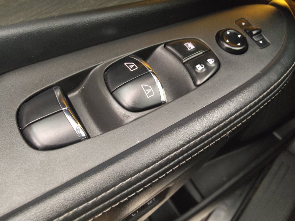 Used 2017 Nissan Murano SL w/ SL Technology Package FWD image 27