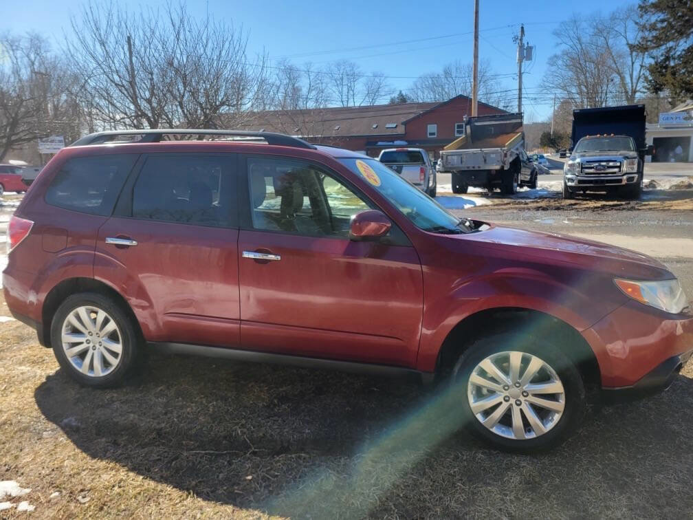 Used 2012 Subaru Forester 2.5X Limited image 3