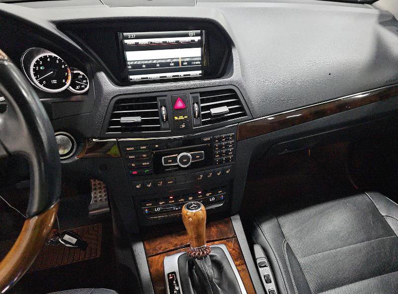 Used 2013 Mercedes-Benz E 550 Cabriolet image 9