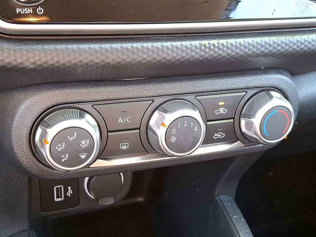 Used 2024 Nissan Kicks S image 16