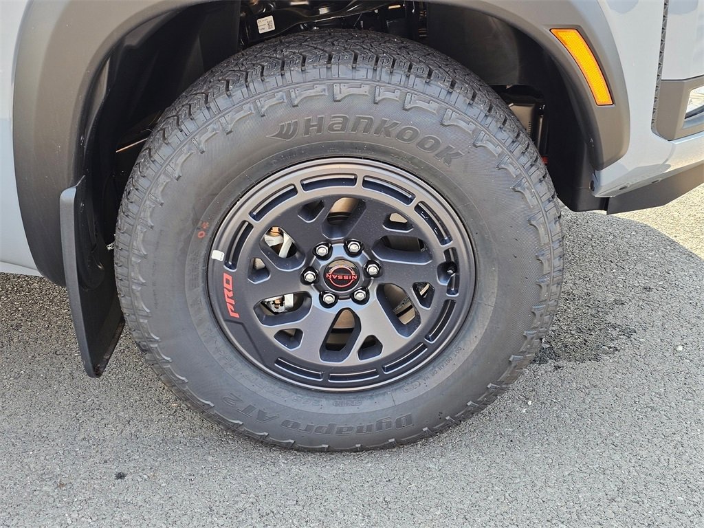 New 2025 Nissan Frontier PRO-4X w/ Interior Protection Package image 28