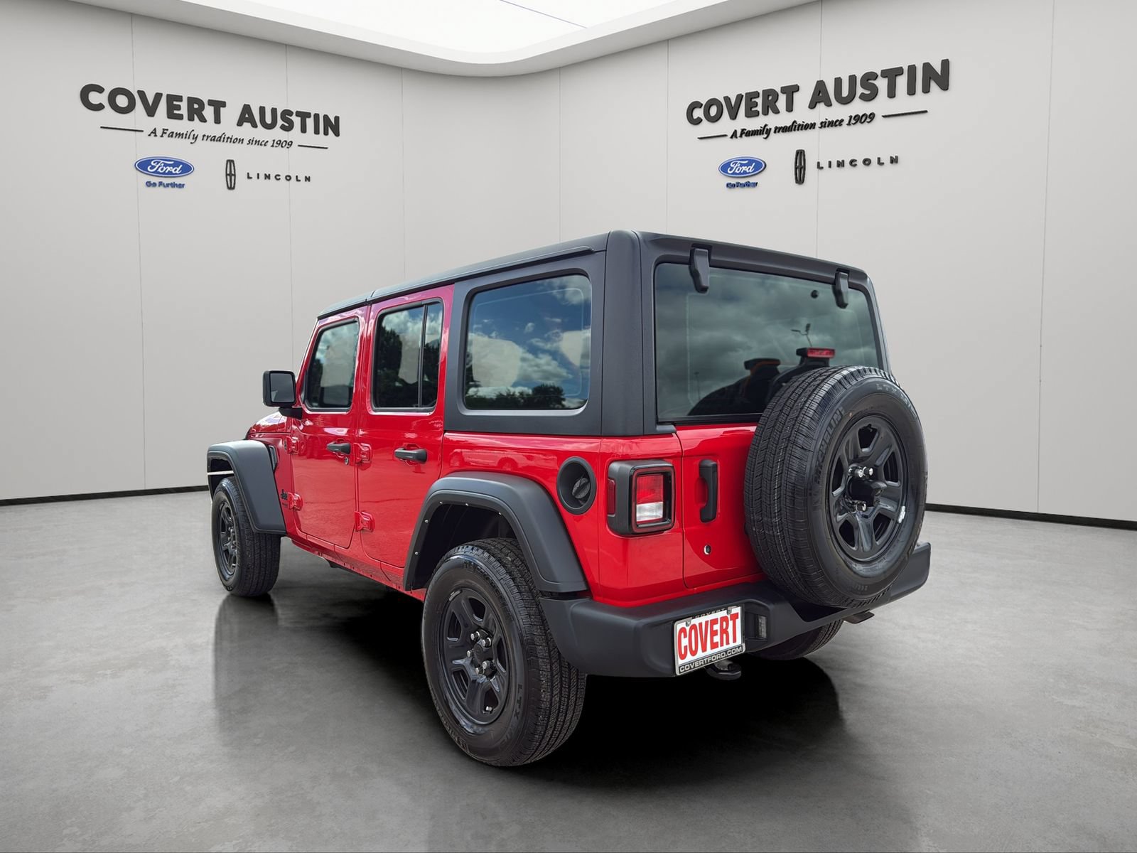 Used 2022 Jeep Wrangler Unlimited Sport AWD/4WD image 3