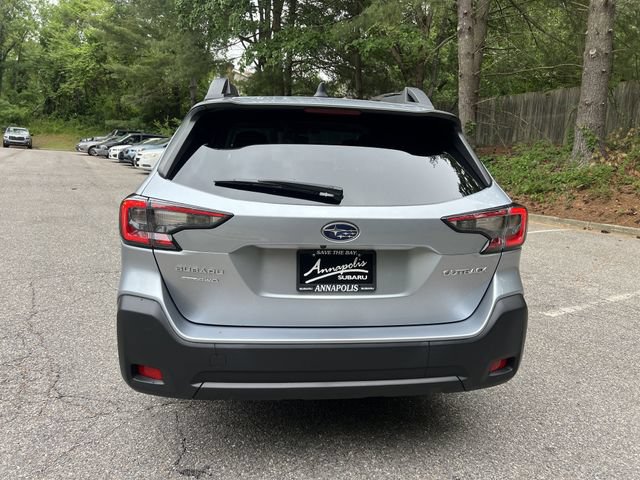 Certified 2024 Subaru Outback Premium AWD/4WD image 6