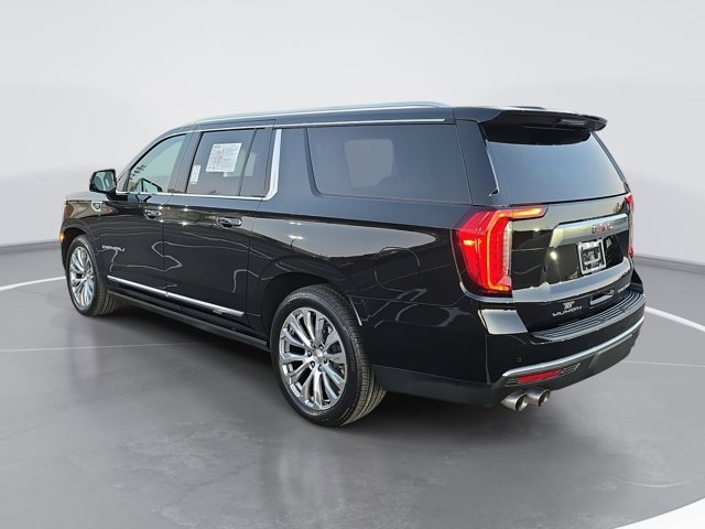 Used 2023 GMC Yukon XL Denali w/ Max Trailering Package image 5