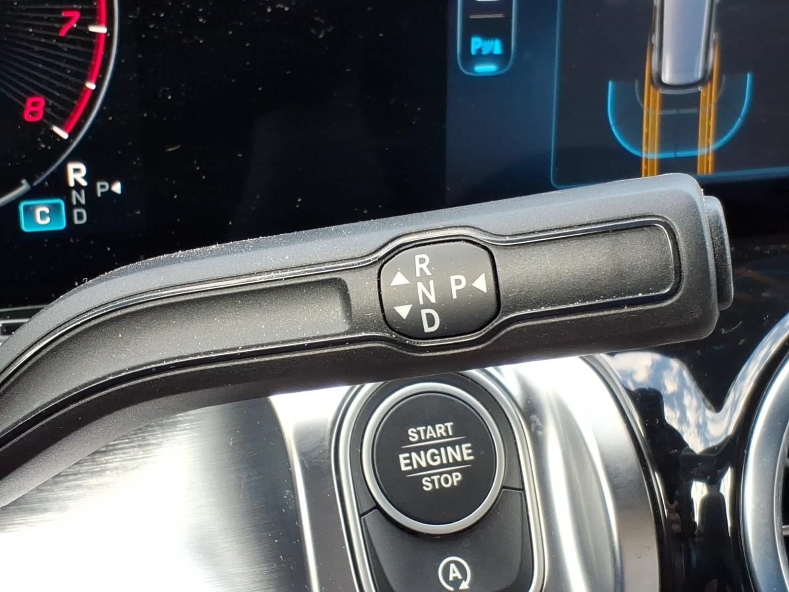 Certified 2025 Mercedes-Benz GLB 250 4MATIC image 22