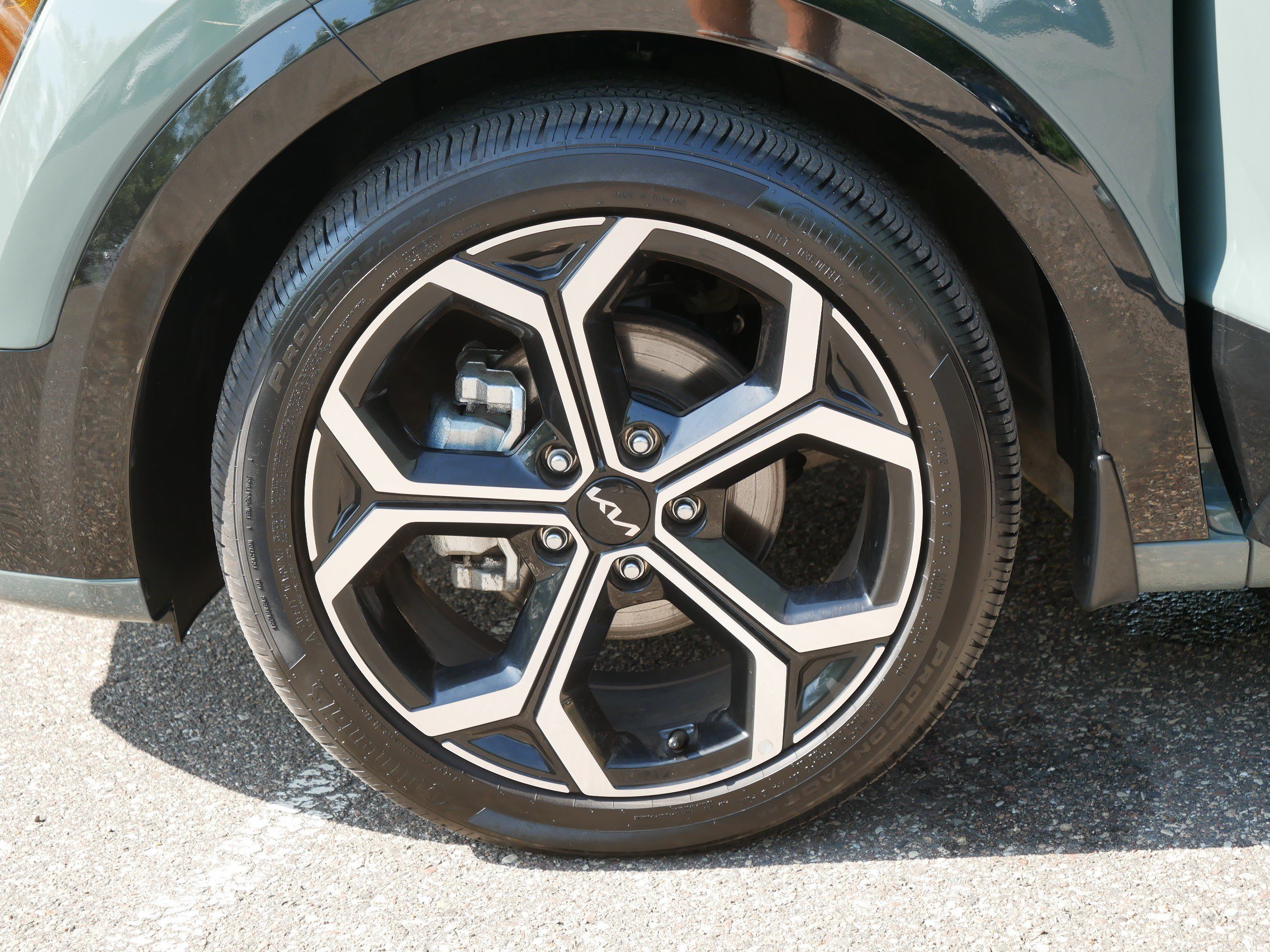 Certified 2025 Kia Niro SX Touring FWD image 15