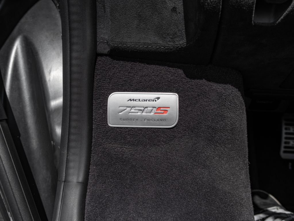New 2026 McLaren 750S Spider RWD image 29