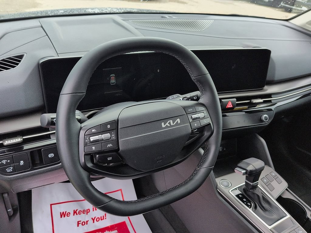 Used 2026 Kia Sportage EX w/ EX Panorama Roof Package FWD image 9