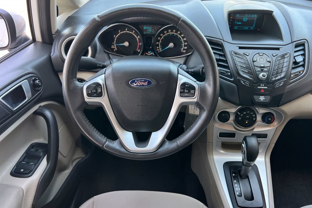 Used 2016 Ford Fiesta SE FWD image 16