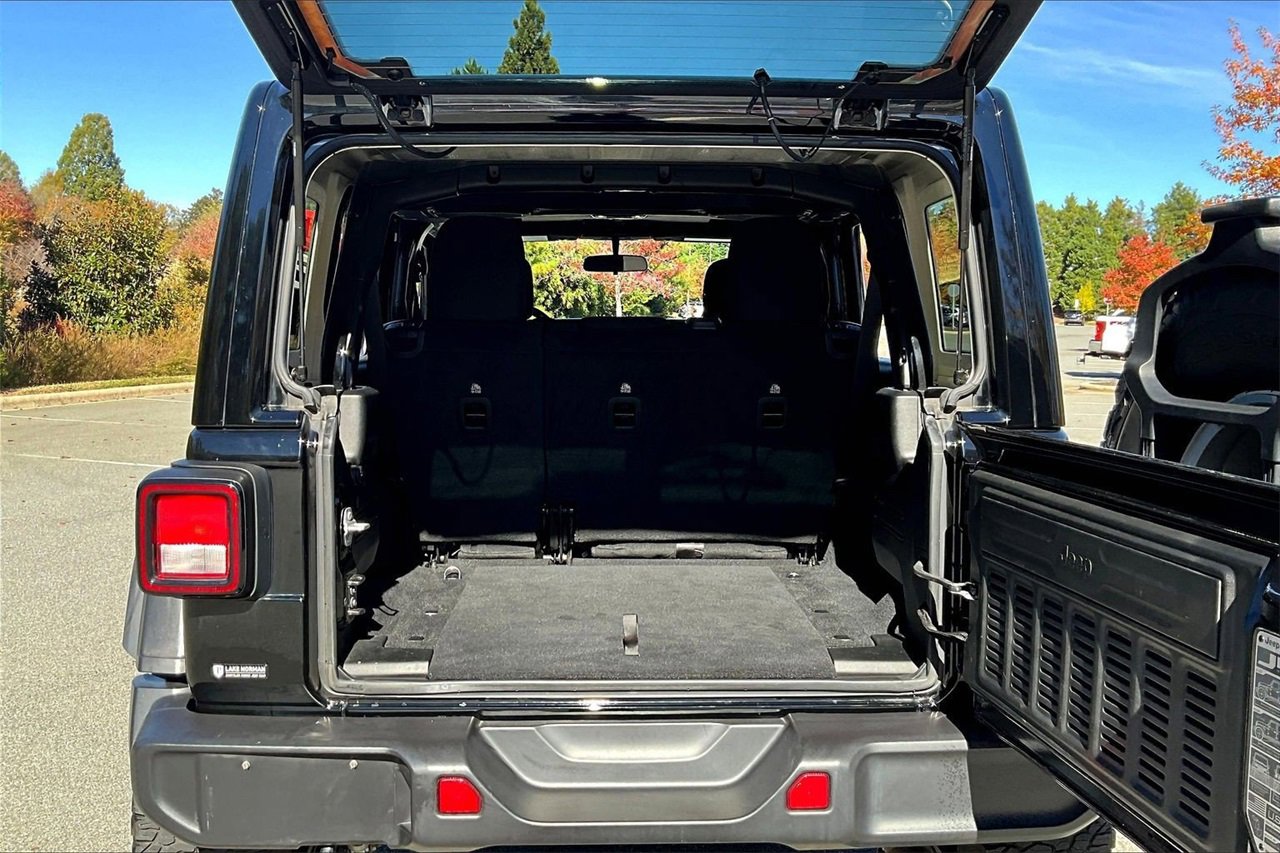 Certified 2022 Jeep Wrangler Unlimited Sport image 23