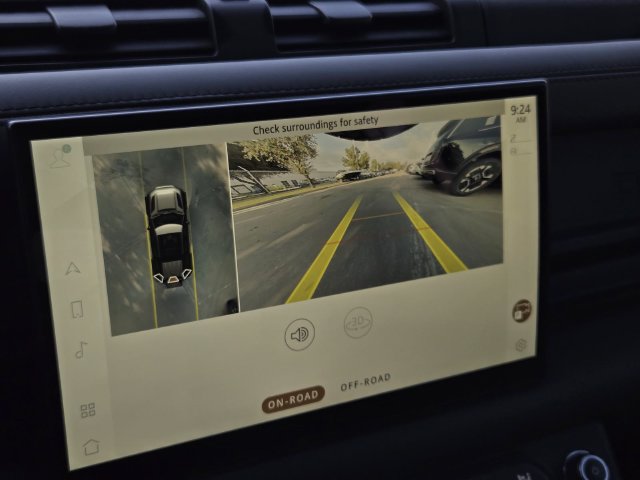 Used 2023 Land Rover Defender 110 X AWD/4WD image 21