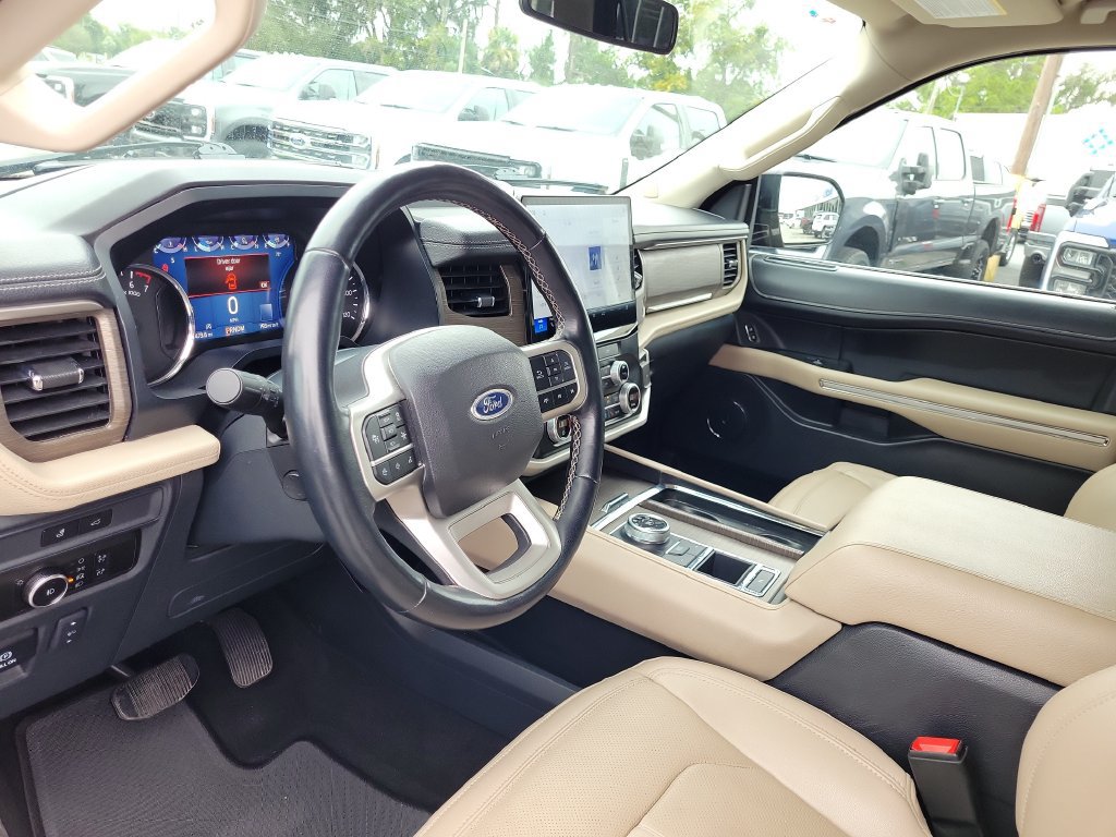 Used 2024 Ford Expedition Limited RWD image 25