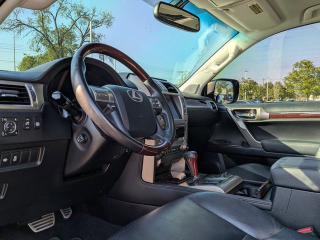 Used 2014 Lexus GX 460 w/ Premium Package AWD/4WD image 9