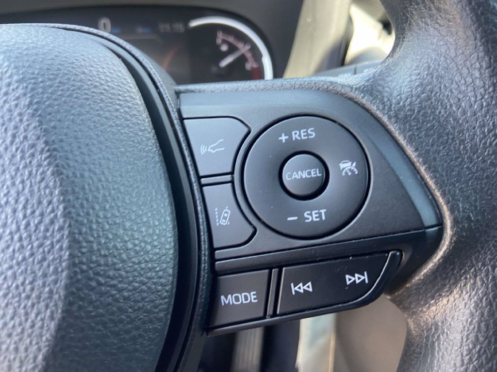 Used 2023 Toyota RAV4 LE FWD image 30