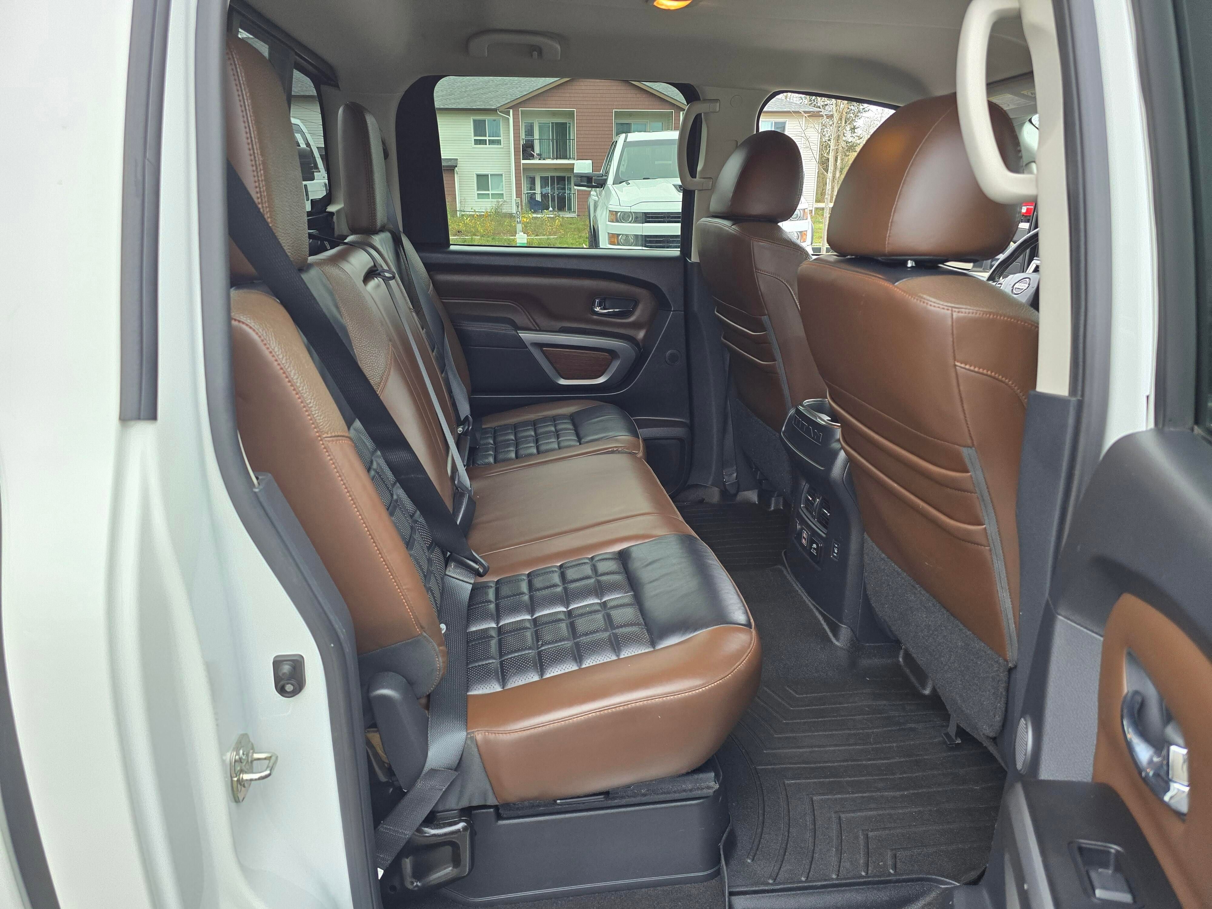 Used 2019 Nissan Titan Platinum Reserve w/ Platinum Utility Package image 32