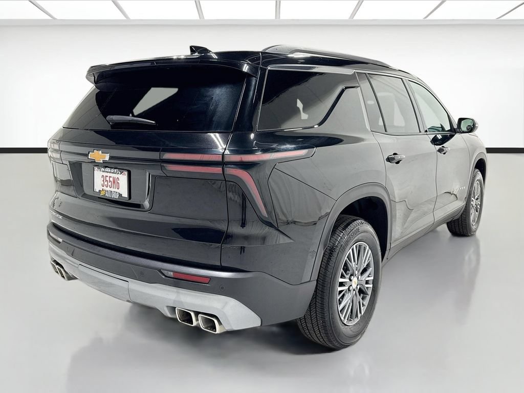 Used 2026 Chevrolet Traverse LT w/ LPO, Floor Liner Package FWD image 6