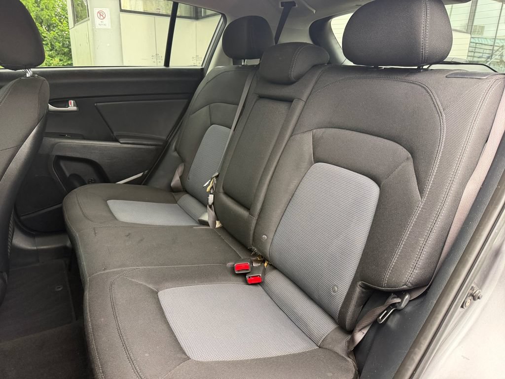 Used 2016 Kia Sportage LX FWD image 22