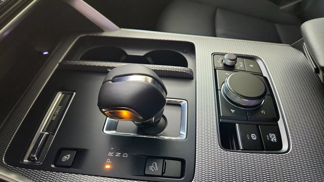 New 2026 MAZDA CX-90 Plug-In Hybrid w/Premium Sport AWD/4WD image 17